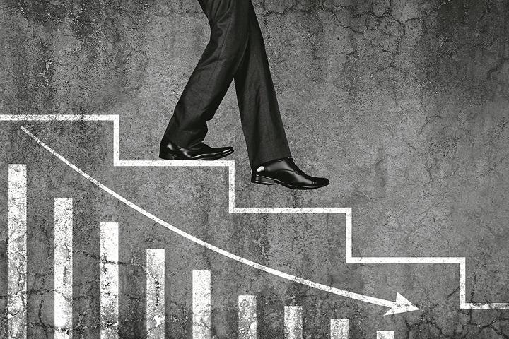 年齢とともにほとんどの社員が昇進していく時代はもう終わり　TRILOKS／ISTOCKPHOTO