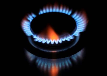 ６月２０日　国際エネルギー機関（ＩＥＡ）は２０日、アフリカは世界が低炭素技術に移行するまで必要とする天然ガスの膨大な埋蔵量から利益を得るため迅速に行動しなければならないと警告した。２０２１年１０月、ドイツ・ボンで撮影。（２０２２年　ロイター／Wolfgang Rattay）