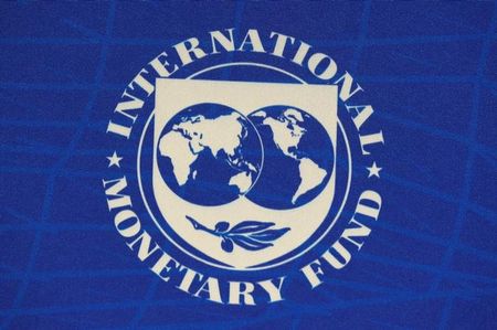 　８月２９日、国際通貨基金（ＩＭＦ）は、２０２１年８月に実施した６５００億ドル相当の特別引き出し権（ＳＤＲ）の配分について、各国が新型コロナウイルス禍に対処するのに役立ったと評価した。写真はチリのサンティアゴで２０１９年７月撮影（２０２３年　ロイター／Rodrigo Garrido）