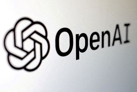 米紙ニューヨーク・タイムズ（ＮＹＴ）は２７日、対話型人工知能（ＡＩ）「チャットＧＰＴ」を手掛ける米オープンＡＩとオープンＡＩに出資しているマイクロソフトを提訴した。２月３日撮影（２０２３年　ロイター/Dado Ruvic/Illustration/File Photo/File Photo）