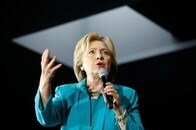 ヒラリー、トランプを批判、住宅バブル崩壊を喜んだとして