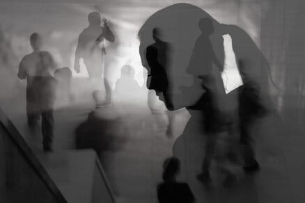 ミスを認めないと、どうなるか...統合失調症を発症した姉と「間違えた」両親の20年が示す現実