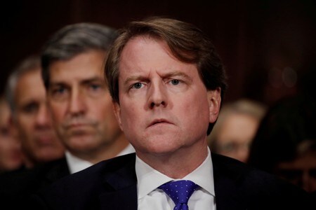 　１１月２５日、米ワシントンの連邦地裁判事は、元ホワイトハウス法律顧問のドン・マクガーン氏（写真）に対し、議会下院が進めるトランプ大統領の弾劾調査での証言を義務付ける判断を示した。２０１８年９月２７日、ワシントンの議会で撮影（２０１９年　ロイター/Jim Bourg）
