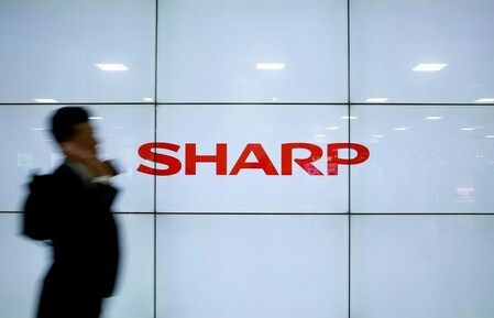 　６月２９日、シャープは、公募による新株発行と、これに伴う株式の売り出しを中止すると発表した。写真は都内で２０１６年３月撮影（２０１８年　ロイター／Yuya Shino）