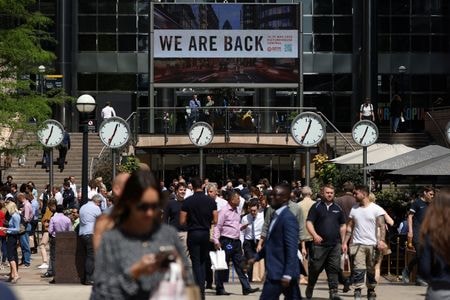 市場調査会社ＧｆＫが２０日発表した５月の英消費者信頼感指数はマイナス４０と、前月のマイナス３８から低下し、１９７４年の調査開始以来最低を記録した。写真は２０２２年５月、ロンドンで撮影（２０２２年　ロイター/Kevin Coombs）