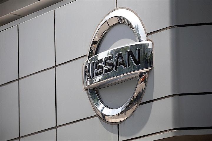 日産自動車の韓国部門は、日産が韓国からの撤退を検討中との報道を否定した。写真はソウルにある日産車の販売店で2016年5月撮影（2019年　ロイター／Kim Hong-Ji）