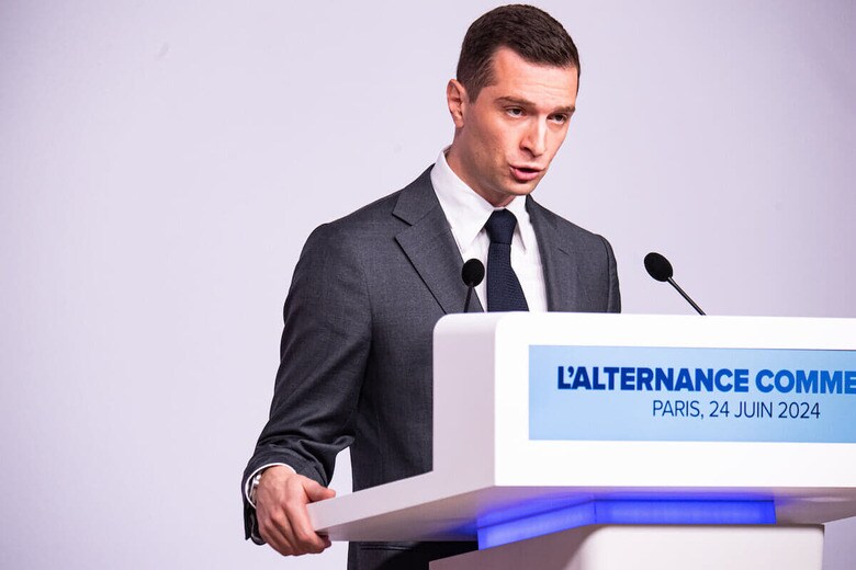 極右・国民連合（RN)党首のバルデラ。前党首マリーヌ・ルペンの秘蔵っ子（6月25日、パリ）　Baptiste Autissier / Panoramic via Reuters Connect