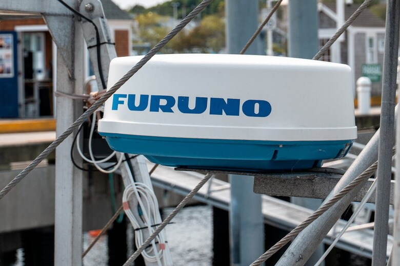 大手の三菱重工業よりも注目される古野電気　Rosemarie Mosteller-shutterstock