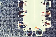 「CEO直下の椅子」が消えていく...CMO不要論まで出た「Cスイート再編」の最前線