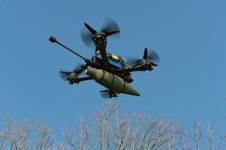 子供も市長も標的に...「ドローン爆弾」が中南米で急増、ウクライナ戦争から拡散した新たな脅威