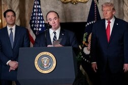 フェラン米海軍長官を解任、艦船建造改革の遅れなどで＝関係筋