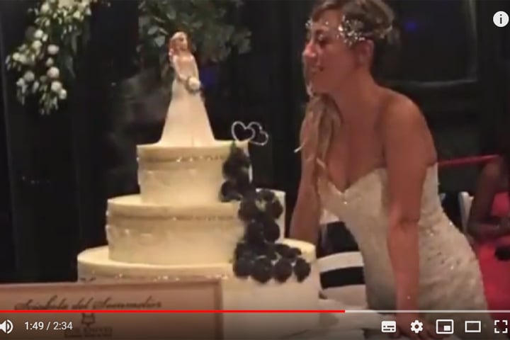 40歳で自分婚したラウラ・メシさん　Contenido Digital-YouTubeより