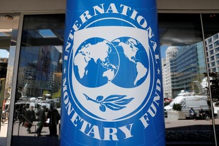 国際通貨基金（ＩＭＦ）は２６日、インフレ抑制に向け米国の金利は長期にわたり高水準で維持されることが必要になる可能性があるとしたほか、米政府は連邦債務を減らすために財政政策を引き締める必要があると発表した。２０１８年４月撮影（２０２３年　ロイター/Yuri Gripas）