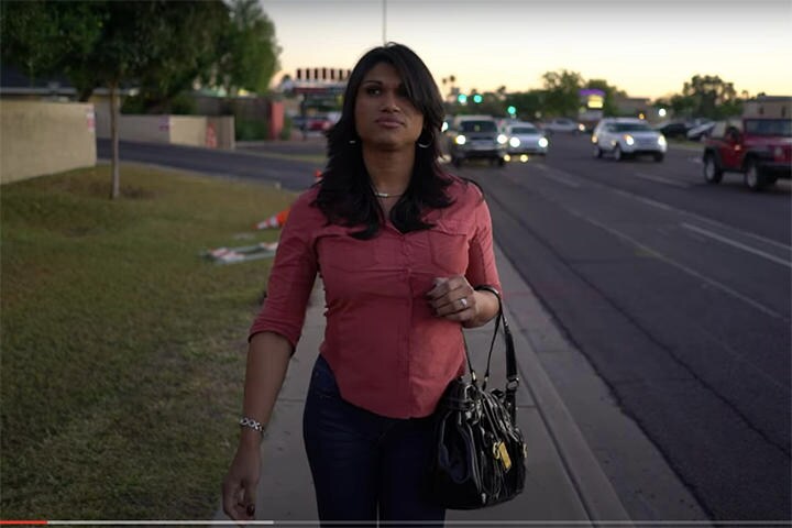 今は両親とも和解し幸せだと語るソパル　International Rescue Committee/YouTube