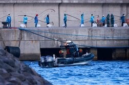 ハンタウイルス感染のクルーズ船、オランダへ出航　最後の乗客下船
