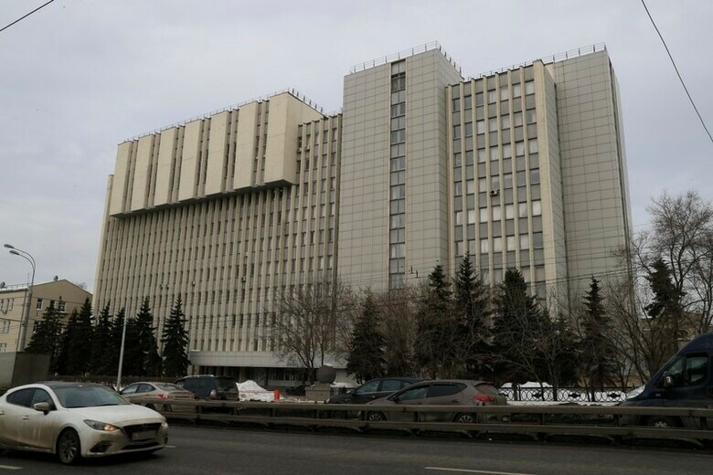 ３月１４日、元スパイのセルゲイ・スクリパリ氏を今月、神経剤で毒殺しようとしたのはロシアだと発表した英国政府に、化学兵器専門家の大半も賛同しているが、別の説明も排除できないとの声も上がっている。写真はモスクワにある