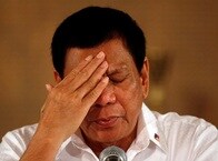 内憂外患のフィリピン・ドゥテルテ大統領、暴言を吐く暇なし