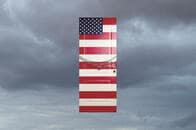 近未来予測：もしもアメリカが鎖国したら...世界に起こること