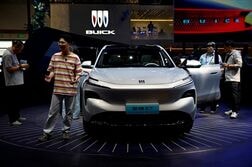 アングル：ＧＭもアウディも、中国に開発委ねる自動車大手　狙いはＥＶやソフトの技術力
