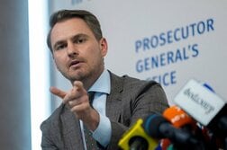 ウクライナ検事総長解任、ゼレンスキー氏が議会に迅速な承認要請