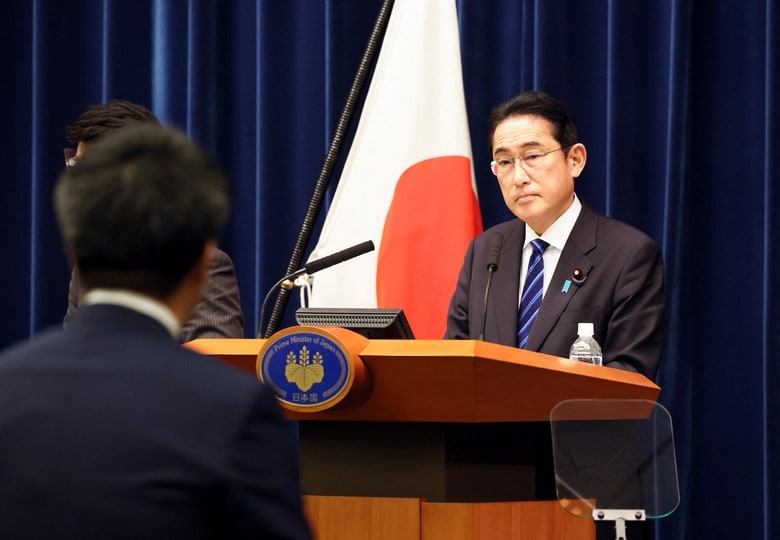 事実上2024年からの増税開始が想定されており、従来の経済政策が転換したと位置付けられる...... Yoshikazu Tsuno/REUTERS