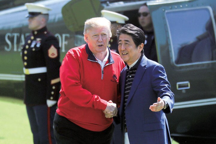 「ゴルフ外交」も2人のキーワードに（2019年5月、千葉県のゴルフ場）　JONATHAN ERNST-REUTERS