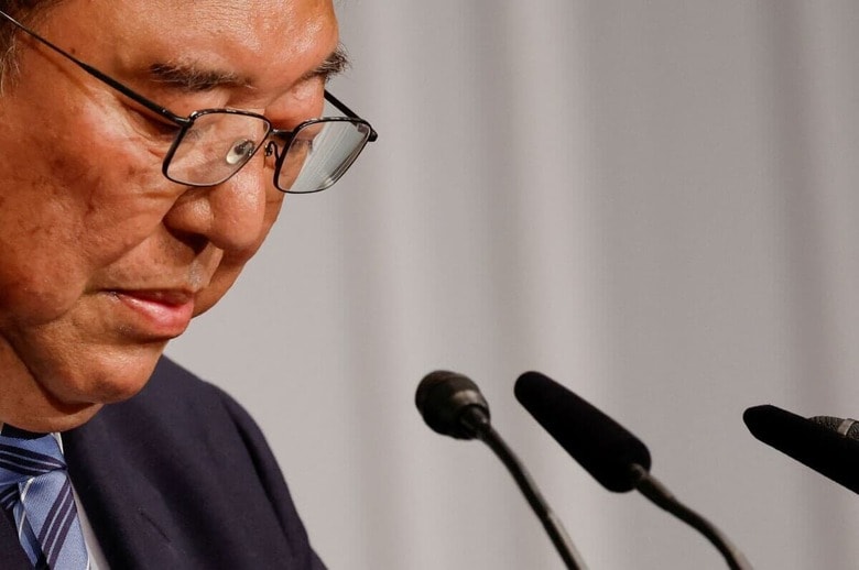 参院選の与党敗北を受けて石破首相は進退が問われている（写真は昨年10月の衆院選後の会見）　Kim Kyung-Hoon/Pool/REUTERS