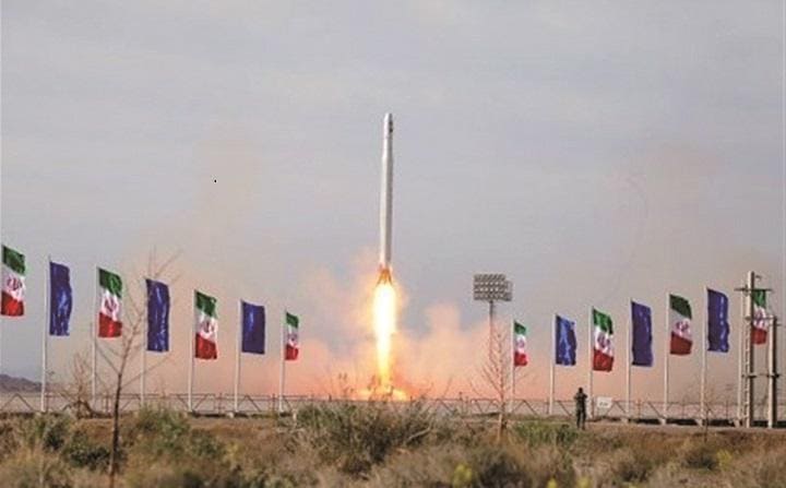 イランの衛星打ち上げの成功率はいまひとつ　TASNIM NEWS AGENCYｰHANDOUTｰREUTERS
