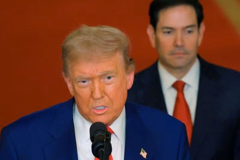 ６月２３日、トランプ米大統領（写真）は、イスラエルとイランの間で停戦合意が成立したと明らかにした。６月２１日、ワシントンで撮影（２０２５年　ロイター/Carlos Barria）