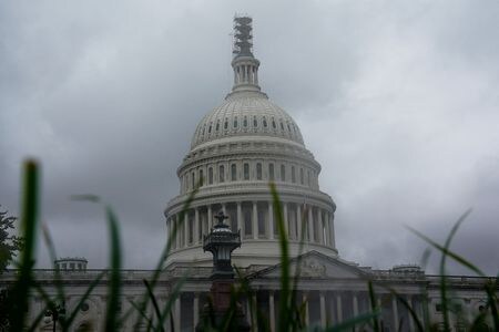 　１２月５日、 米兵が人工妊娠中絶を受ける権利を擁護する国防総省の施策を問題視して同省幹部人事の承認を拒否してきたタバービル上院議員（共和党、アラバマ州選出）は５日、一部の幹部人事については認めると表明した。写真は米議会。９月撮影（２０２３年　ロイター/Elizabeth Frantz）