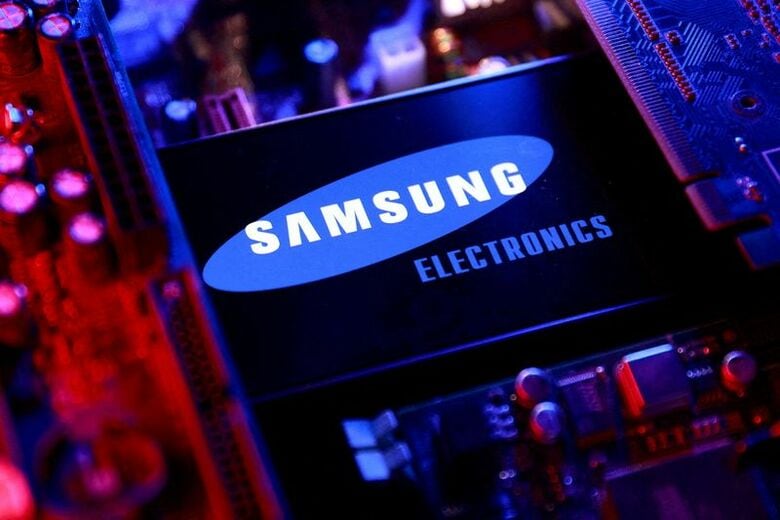 サムスン電子のロゴ。昨年８月撮影。REUTERS/Dado Ruvic/Illustration