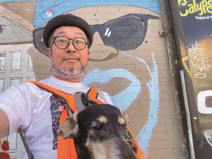 愛犬「ぴーす」と自炊生活に邁進中　SENRI OE