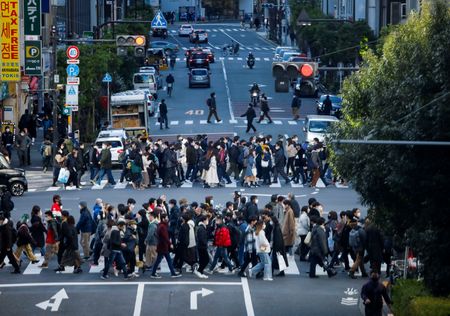 　２月９日、内閣府が発表した１月の景気ウオッチャー調査で、景気の現状判断ＤＩは４７．６となり、前月比０．１ポイント低下した。写真は２０２２年１月、都内で撮影（２０２６年　ロイター／Issei Kato）