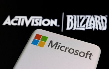 　７月２１日、英競争・市場庁（ＣＭＡ）は米マイクロソフトによる米ゲーム大手アクティビジョン・ブリザードの買収計画を阻止する決定を検討し直す方針を示した。２０２２年１月撮影のイメージ写真（２０２３年　ロイター/Dado Ruvic/Illustration）