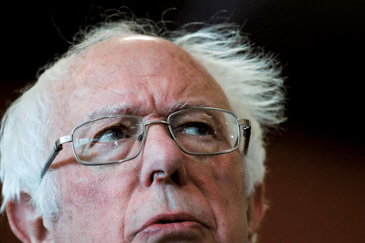 サンダース上院議員は予備選緒戦の勝利の勢いを維持できるのか　SHANNON STAPLETON-REUTERS