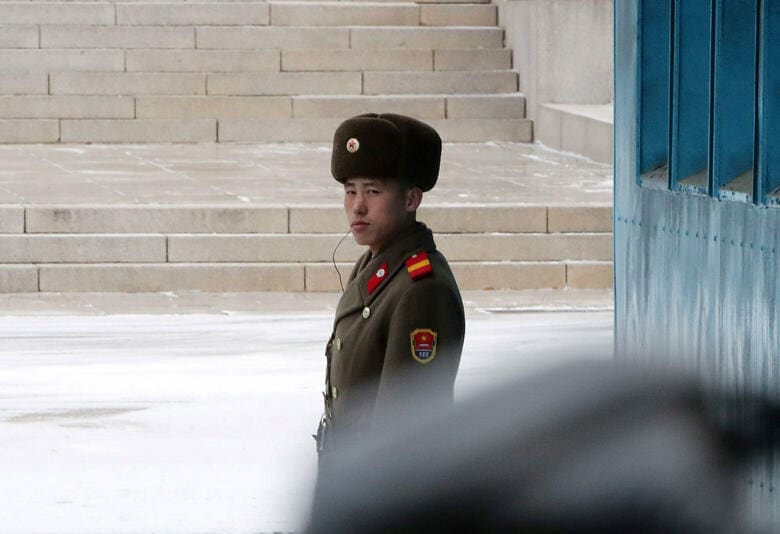 北朝鮮ではカネを貸して利子を取る行為を禁じているが、実際にはヤミ金天国だ　REUTERS