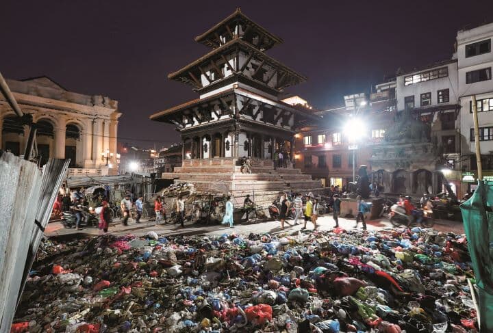 NAVESH CHITRAKARーREUTERS