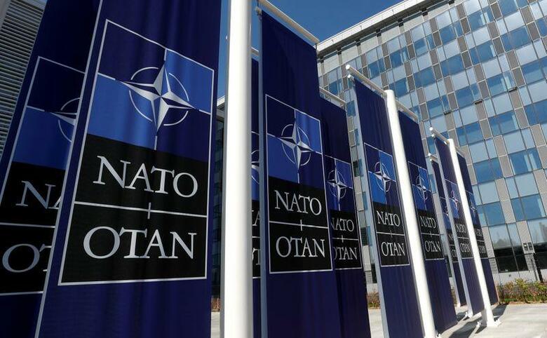北大西洋条約機構（NATO）は、ロシアの在ブリュッセルNATO代表部に勤務する8人が「未申告の情報部員」だったとして追放処分にした。ブリュッセルのNATO本部で2018年4月撮影（2021年　ロイター/Yves Herman）