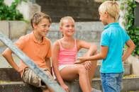 日本のしつけで軽視される「コミュニケーション力」は教えなければ身につかない技術