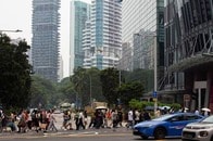 シンガポール人口、外国人が押し上げ過去最高621万人　今後5年で年間最大3万人に市民権付与の意向