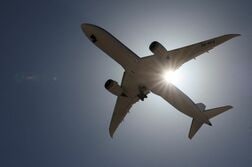 ＵＡＥとオマーンがイラン航空便停止、米制裁受け