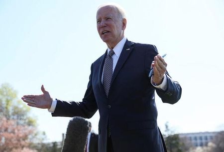 バイデン米大統領は、ロシアのプーチン大統領は「極めて困難な状況にある」との考えを示した。今年４月、ワシントンで撮影（２０２２年　ロイター/Leah Millis）