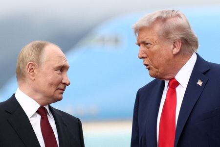 　トランプ米大統領は１５日、ロシアのプーチン大統領と米アラスカ州で約３時間会談した（２０２５年　ロイター/Kevin Lamarque）