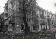 ロシア、ウクライナ各地にミサイル・無人機攻撃　1人死亡、30人超負傷