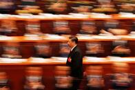 中国、全人代で経済の懸念払しょくへ　指導部は減税など対応策提示か