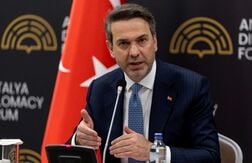 トルコとイラク、原油パイプライン協定を1年延長へ　数日内に署名
