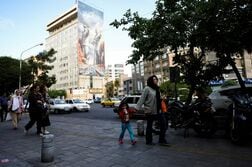 米イラン、60日間停戦延長とホルムズ再開含む合意に近づく＝報道