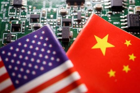 　６月２９日、米国とオランダが協調する形で半導体製造装置の中国向け輸出規制を強化しようとしている。２月１７日撮影（２０２３年　ロイター/Florence Lo）