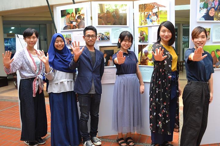 ハンセン病患者への差別ストップを訴える「ハンセン病ケアコミュニティー（LCC）」のメンバー。左から嶋川さん、ナディラさん、高島氏、伊藤さん、風間さん、井出さん（筆者撮影）