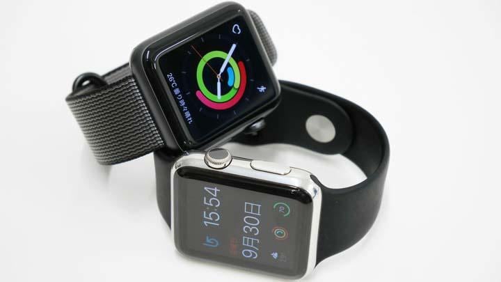 初代Apple Watchが発売されたのは2015年4月24日のこと。5周年を迎えたいまシリーズは「5」を数え、19年の出荷台数は3070万台と、数多の高級時計ブランドが名を連ねるスイス製時計の総出荷台数2110万台を超えた。